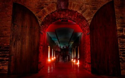 NEW YORK CITY CATACOMBS TOUR BY CANDLELIGHT (NEW YORK)